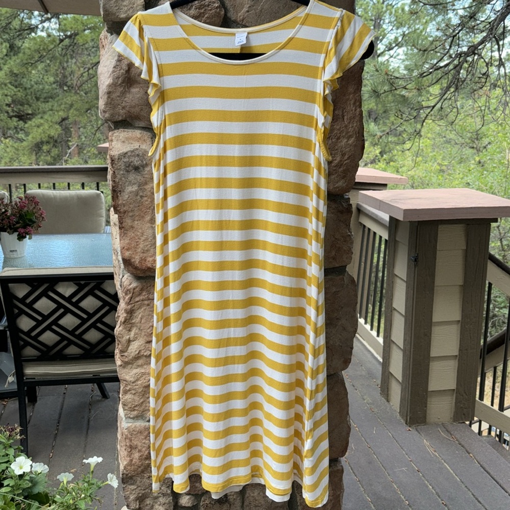 OLD NAVY Short Ruffle Sleeve A-Line Swing Dress Size MEDIUM Yellow Right Striped